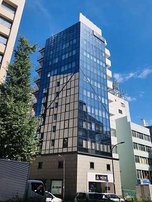 青海特許事務所ビル外観